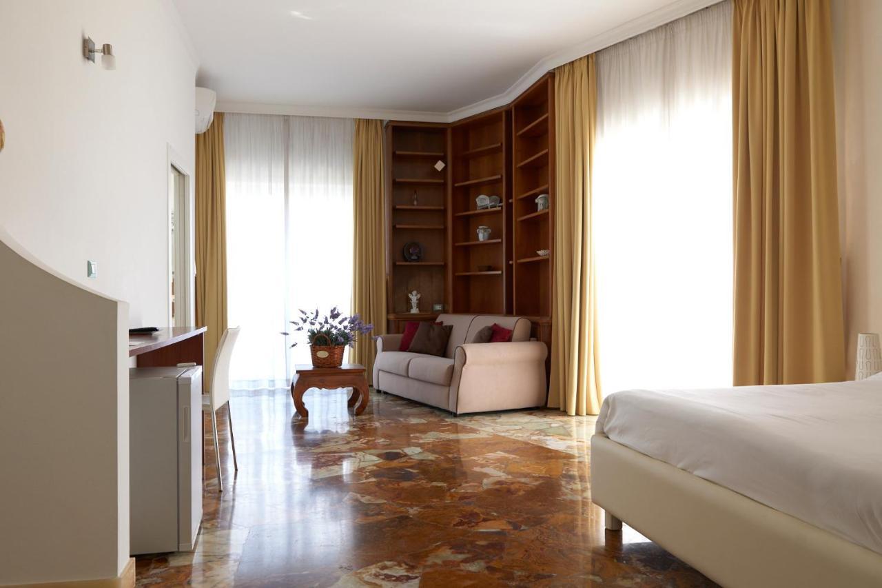 Suite Balcony