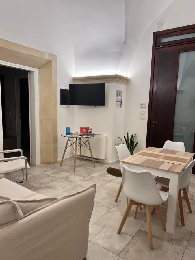 Two-Bedroom Apartment,1187178262:JPEG