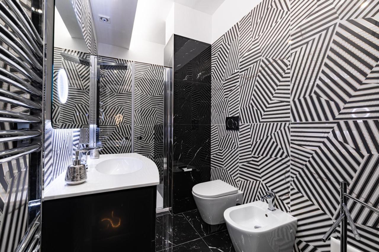 King Room Spa Bath