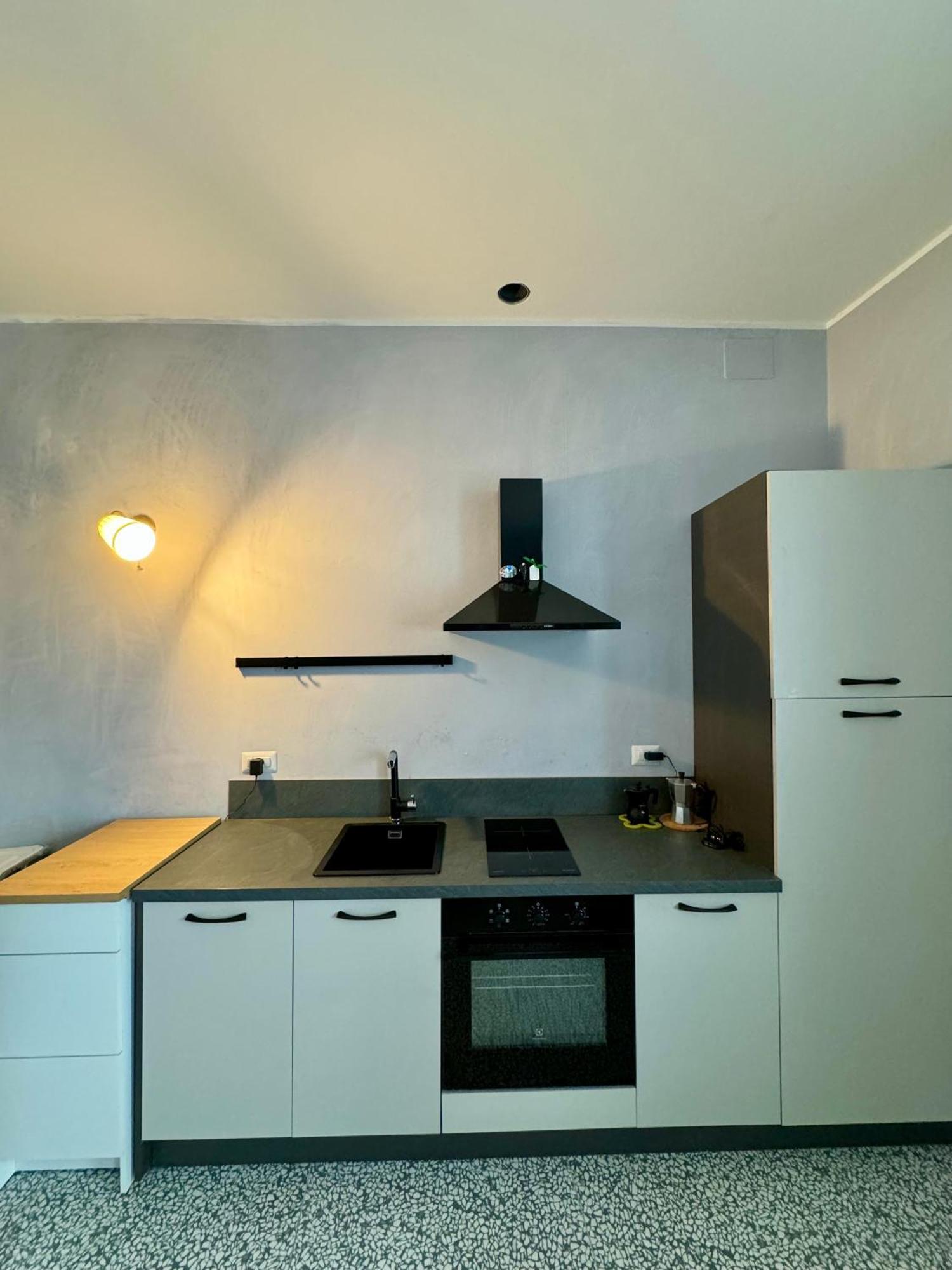 One-Bedroom Standard Apartment,1581302821:JPEG