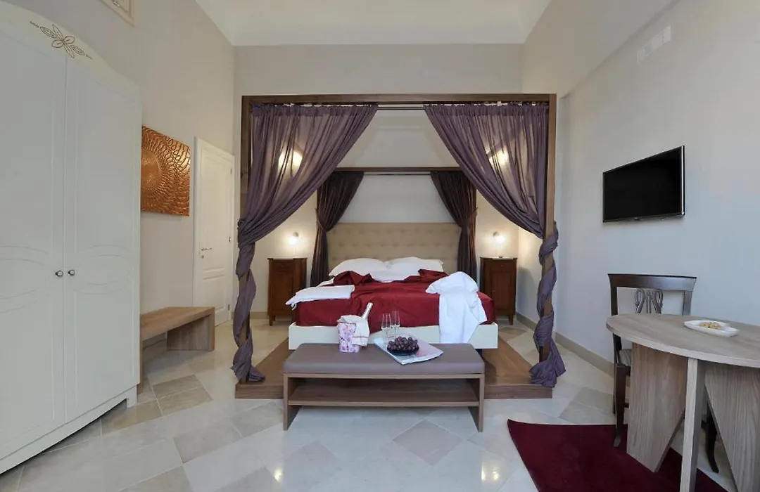 Palazzo Massari-1