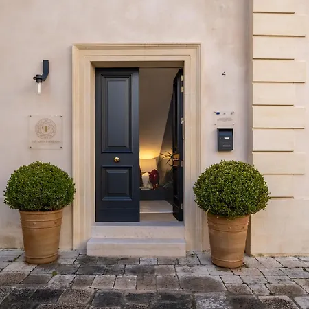 Palazzo Paisiello - Luxury Rooms Lecce-3
