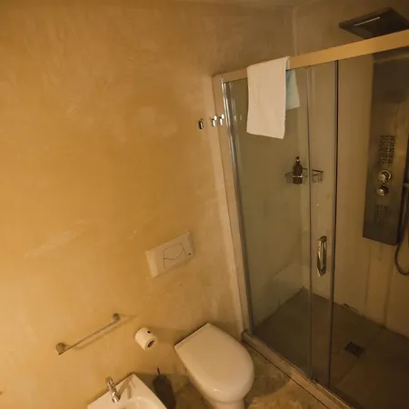 4 Balconi Rooms-Boutique B&B-3